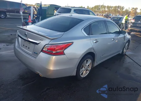 2014 Nissan Altima 2.5 Sv из США, поврежденный, VIN 1N4AL3AP8EC107432